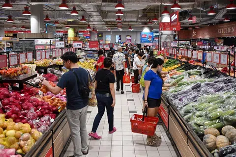 Singapore core inflation drops to 4-year low of 0.5% in March