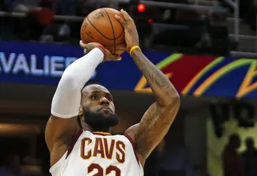Lakers make move for big-name signings