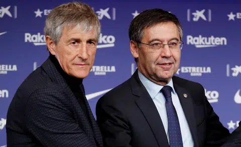 Barca chief says Setien to stay, has no regrets about Valverde