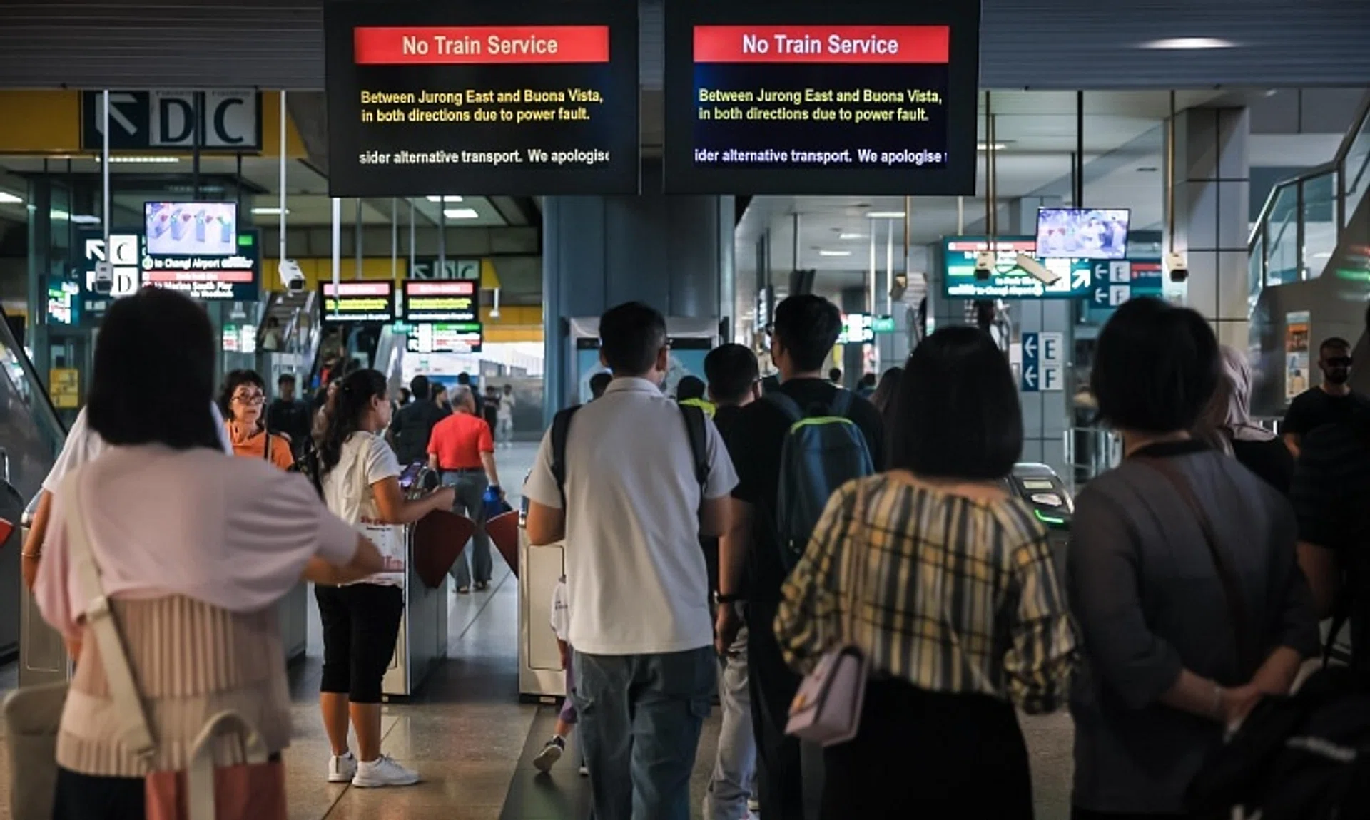 Between Sept 25 and 30, there was no train service between Jurong East and Buona Vista MRT stations, after a train caused extensive damage to 2.55km of tracks and trackside equipment.