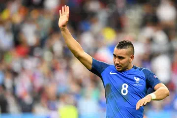 Euro 2016: Payet beauty gets French party underway