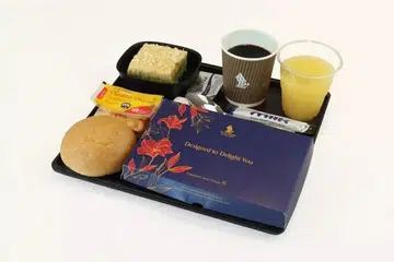 SIA to 'review' paper serviceware trial following mixed reactions