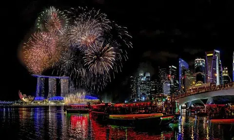 Bus services in Marina Bay to be diverted for New Year countdown events
