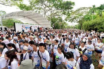 Walking united, come rain or shine