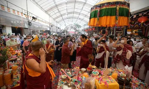 1 more long weekend in 2023 after Vesak Day date is revised