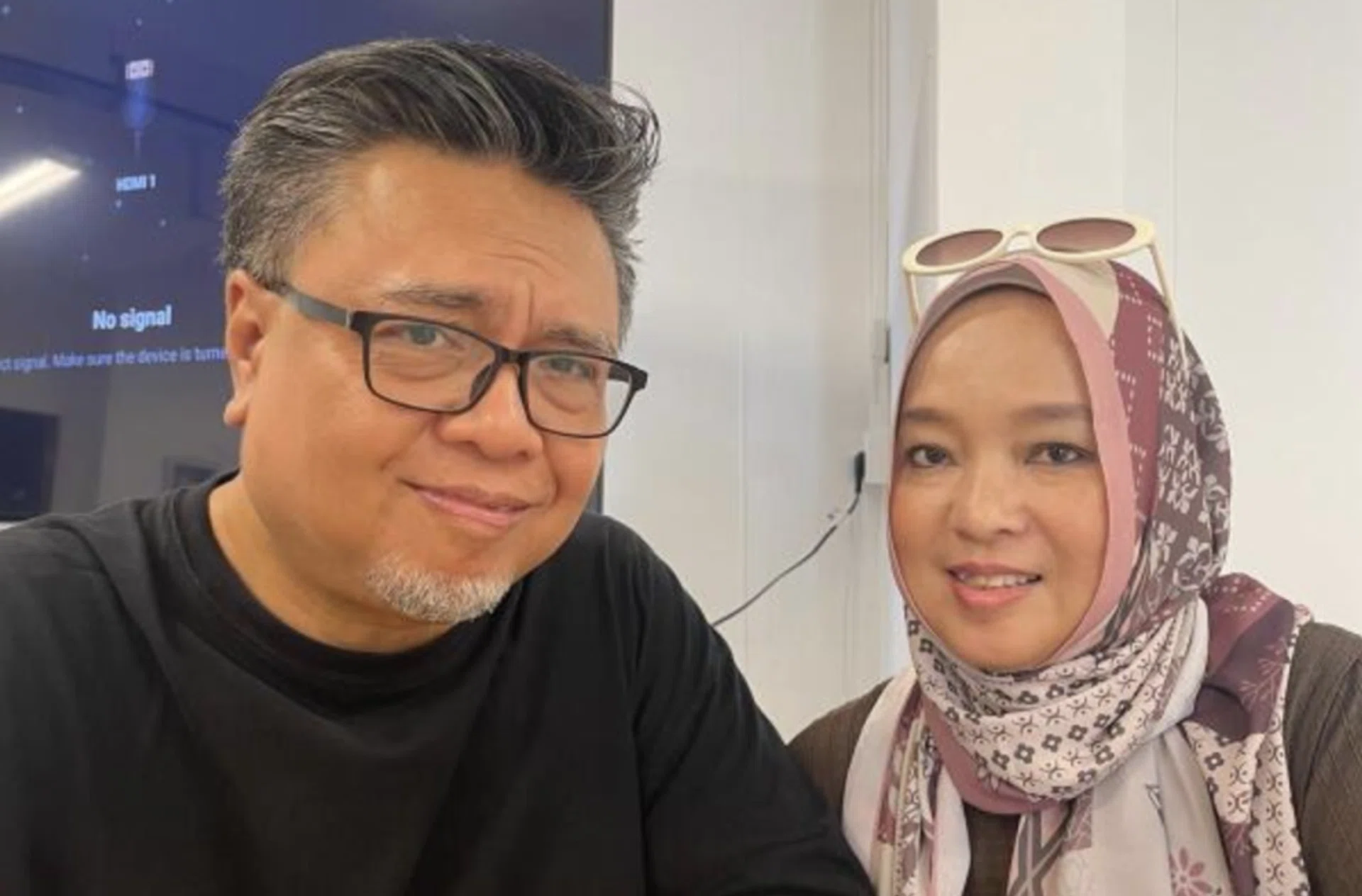 Comedian Suhaimi Yusof with his wife Siti Yuhana Sulaiman.