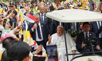 Pope Francis arrives in Singapore for 3-day state visit