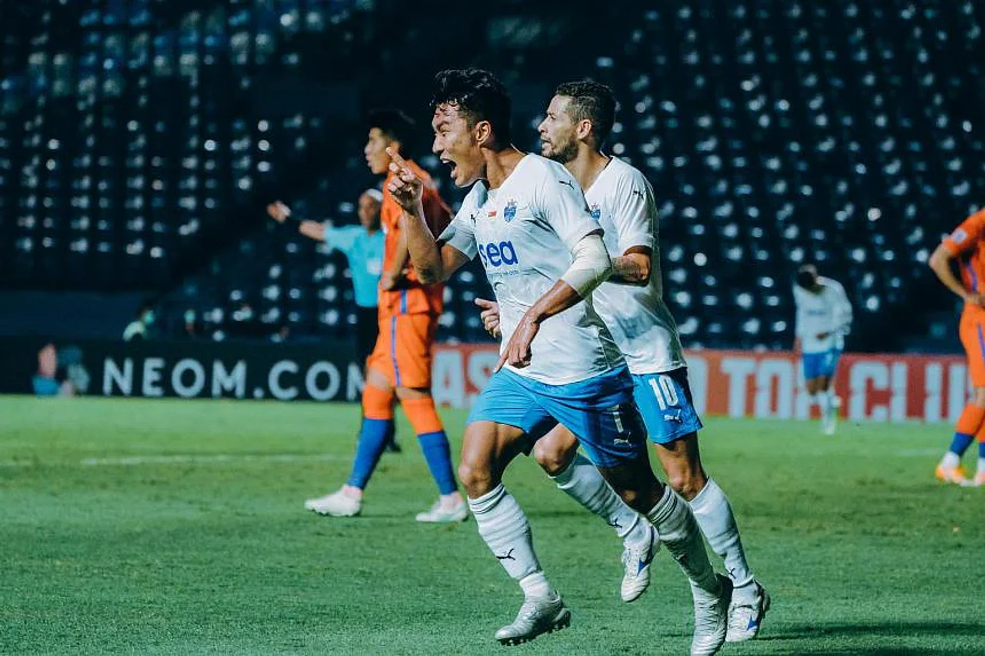 Lion City Sailors midfielder Song Ui-young (7).