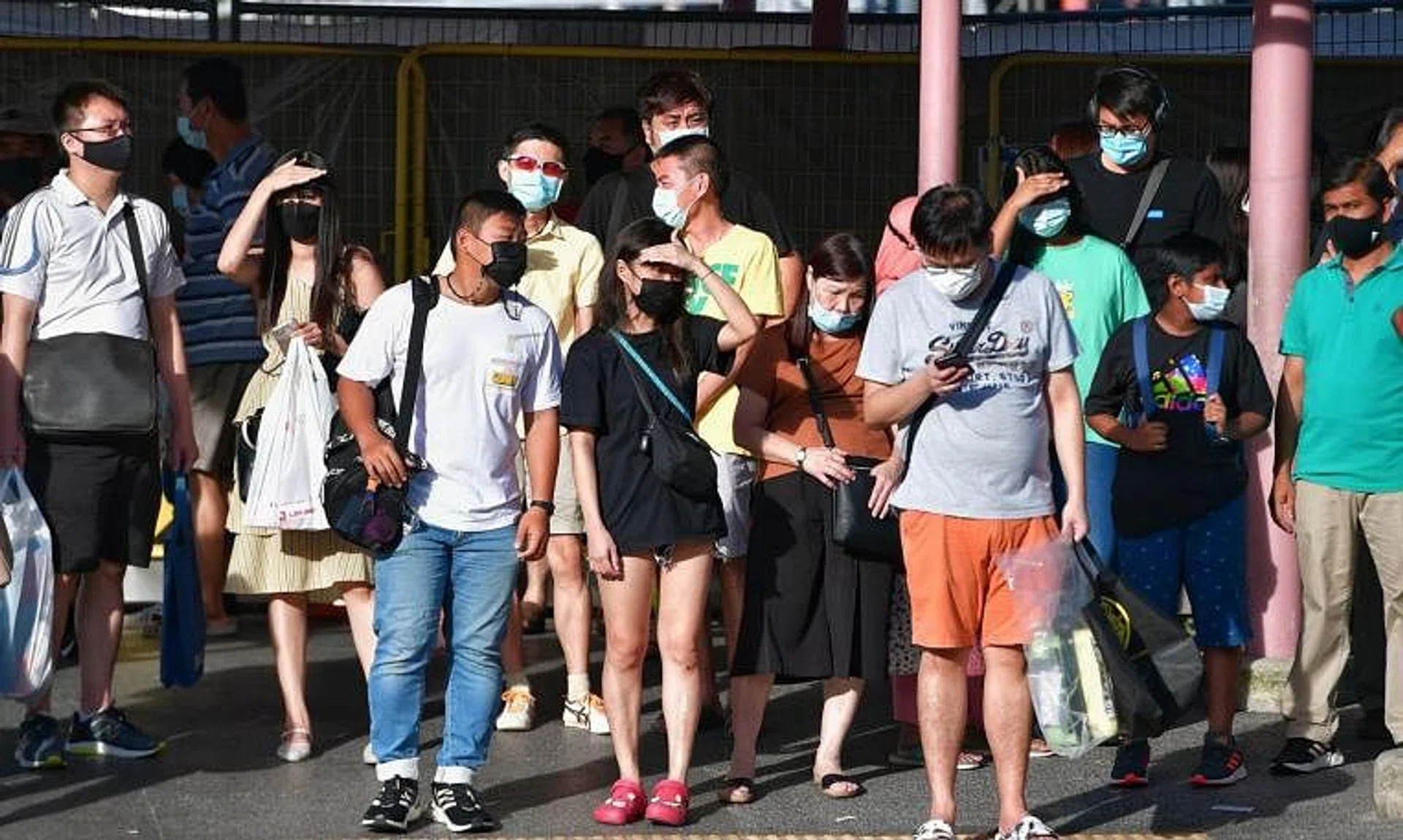 There were 4,774 new locally transmitted cases.