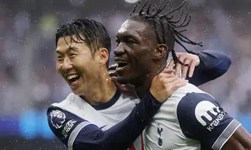 Son Heung-min's brace eases Tottenham to 4-0 win over Everton