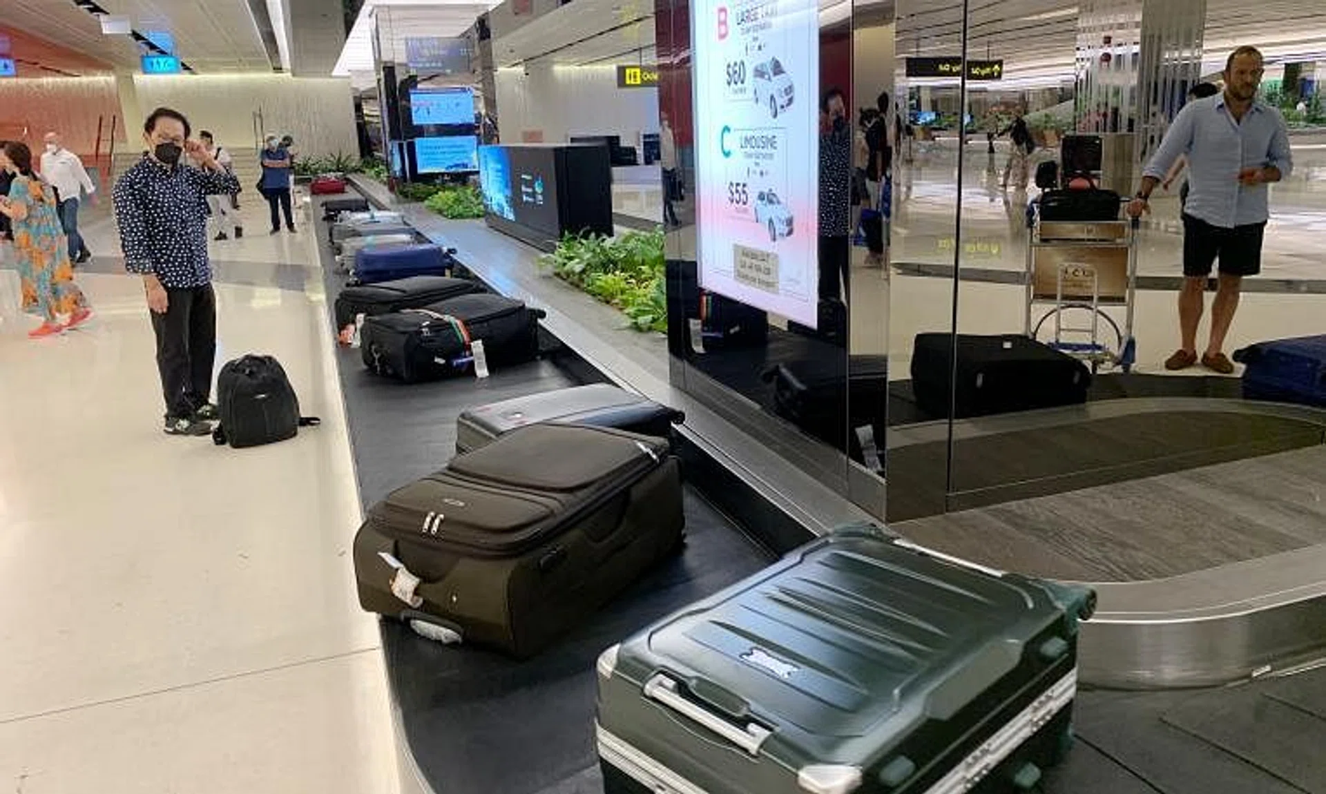 The feature allows travellers from or to Changi Airport to track the status of their bags.