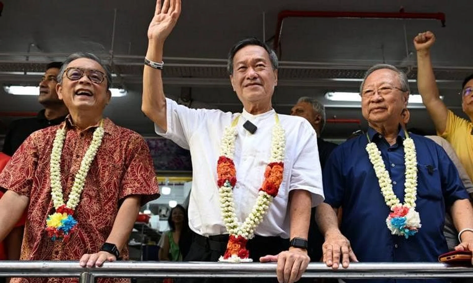 (From left) Mr Tan Jee Say, presidential candidate Tan Kin Lian and Dr Tan Cheng Bock at People’s Park Food Centre on Aug 27, 2023.