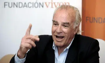 'Miracle in the Andes' crash survivor dies half century later