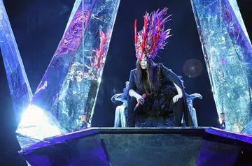 Taiwanese singer aMEI dazzles at National Stadium concert