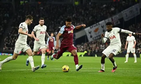 Tottenham slip to third successive defeat as Villa go fourth