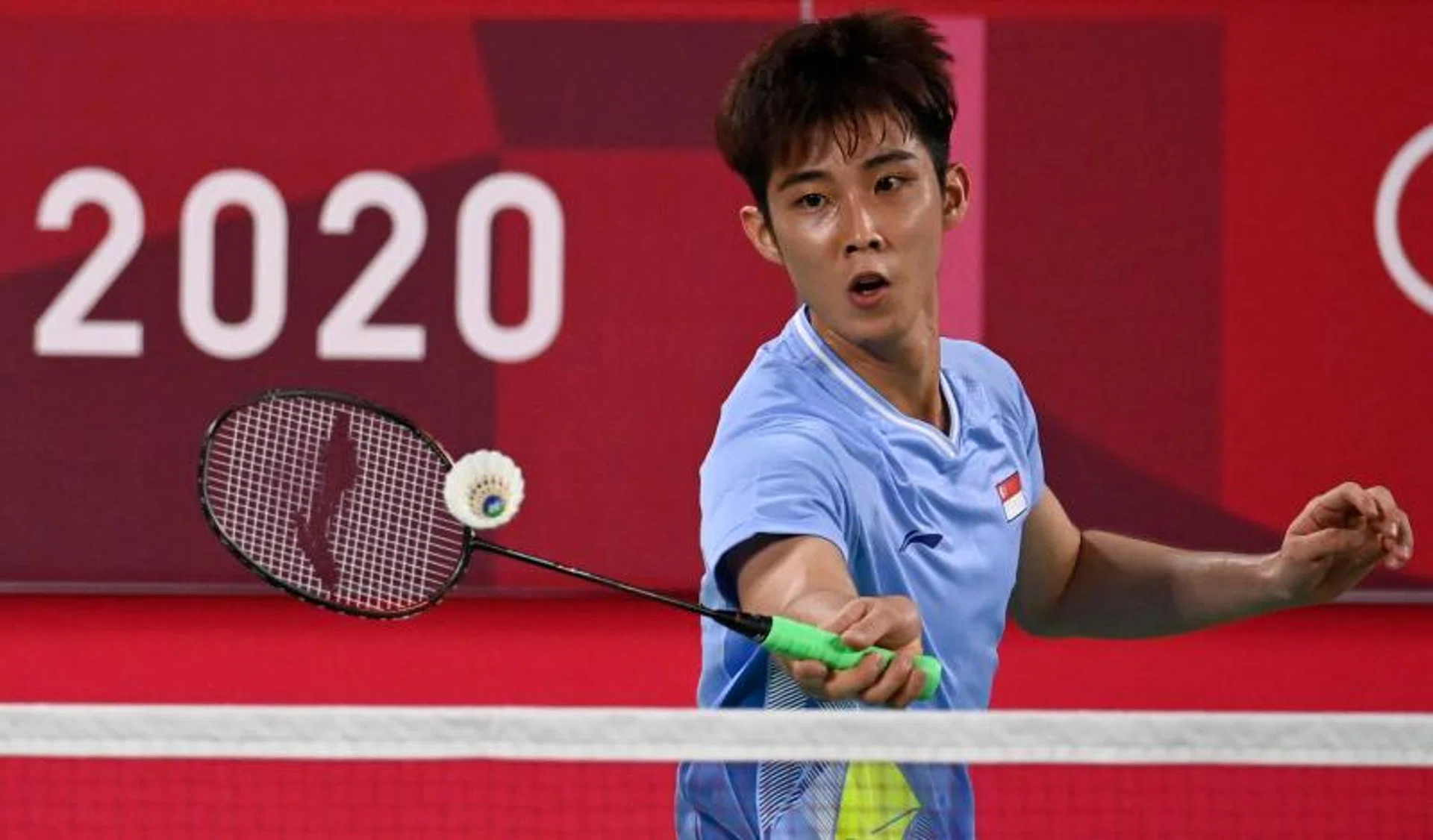 Singapore's Loh Kean Yew put up a good fight against Indonesia's Jonatan Christie.