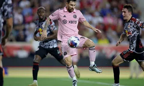 Lionel Messi comes off bench to score as Inter Miami win at Red Bulls