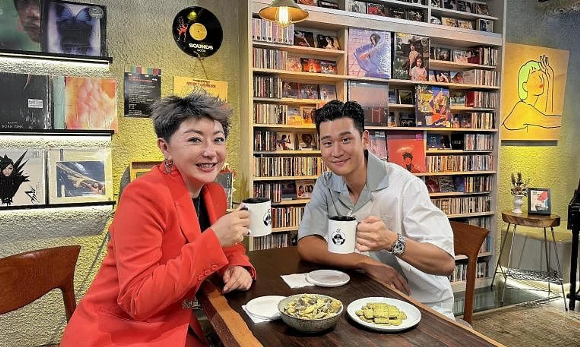 Hear U Out host Quan Yifeng (left) with Taiwanese singer Eric Chou, one of the guests in the fourth season of the show. 