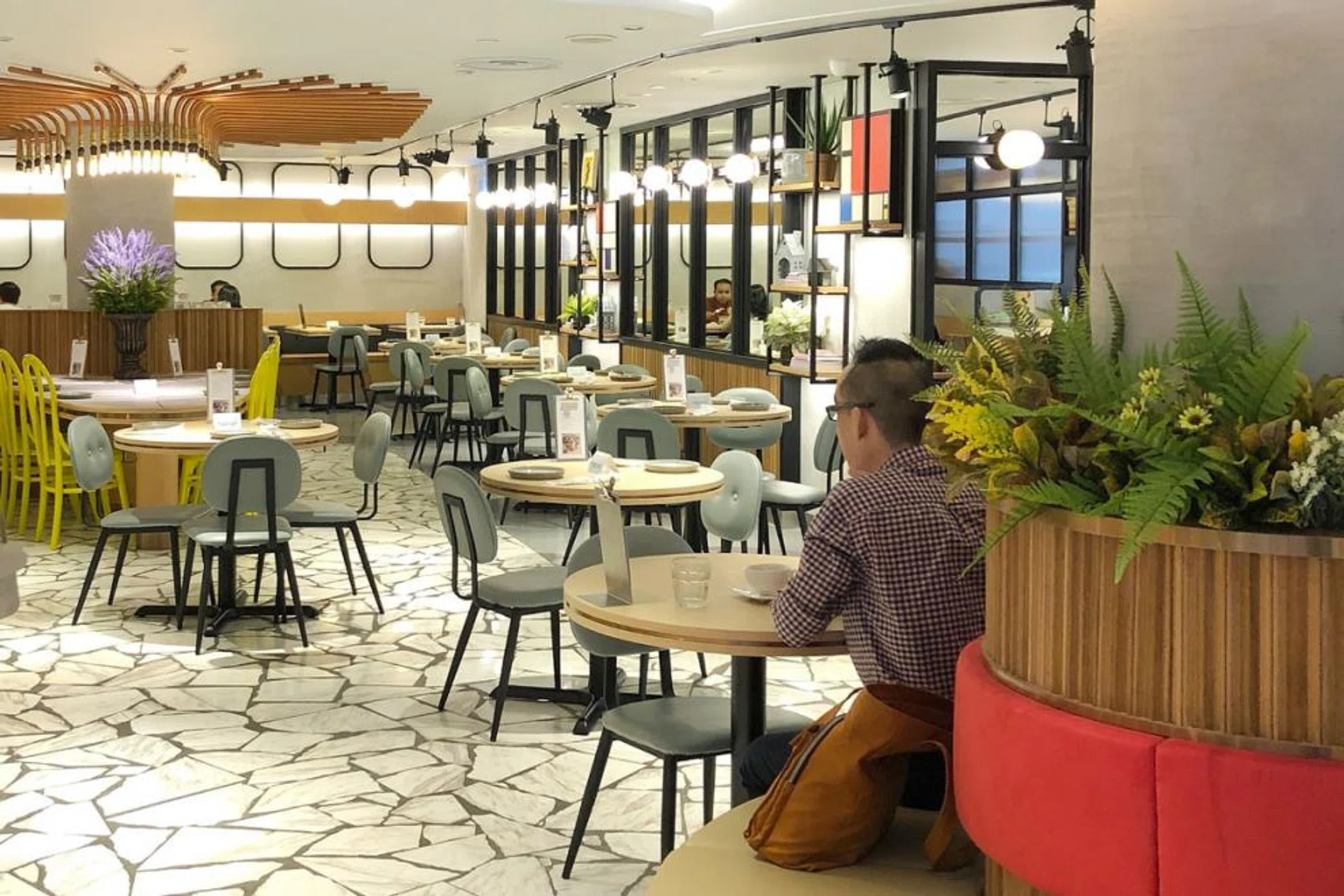 Restaurants in downtown malls have been affected by the coronavirus outbreak. 