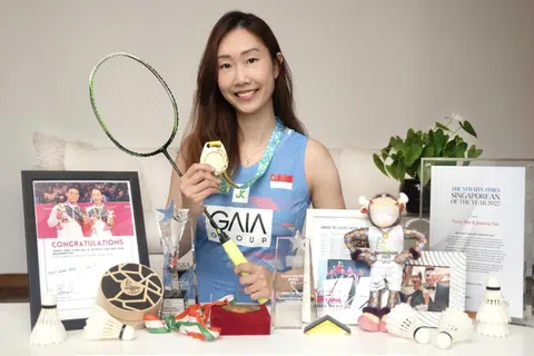Badminton mixed doubles star Jessica Tan hangs up racket
