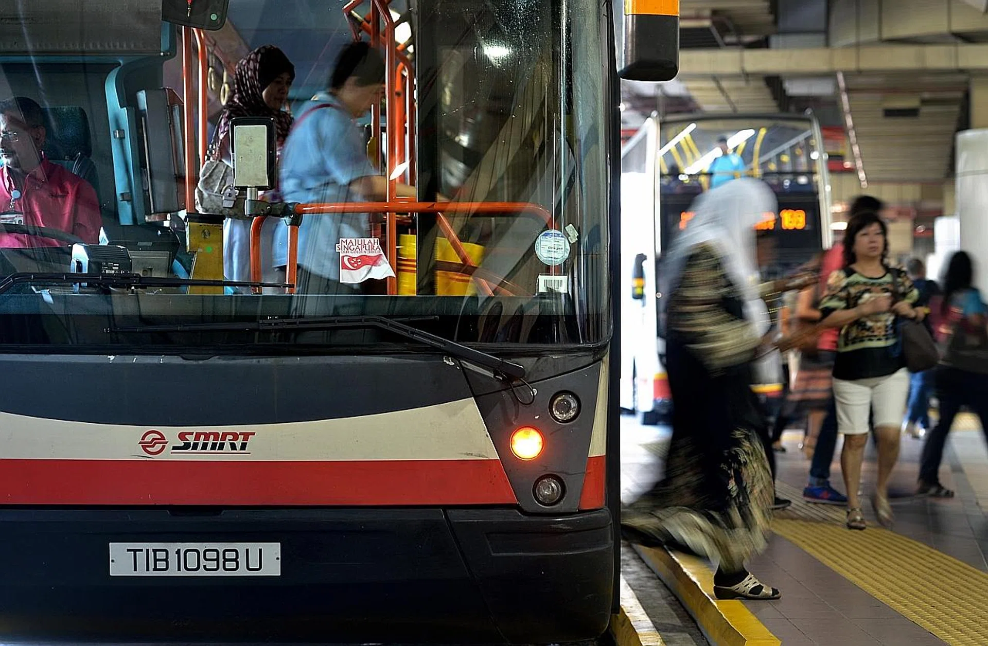 SMRT Buses received about $1.4 million for improvements to 20 services under the Bus Service Reliability Framework. ST FILE PHOTO