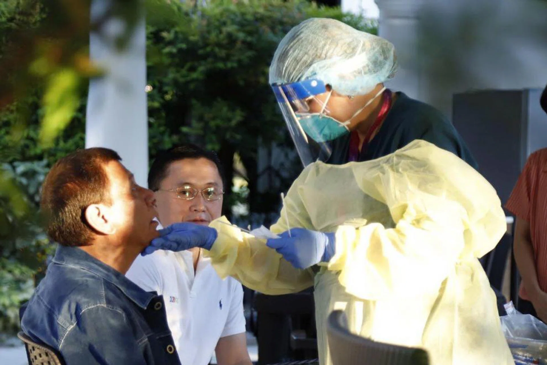 Philippine President Rodrigo Duterte getting tested for Covid-19. 
