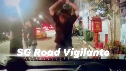 Man 'Hulk-smashes' car's bonnet at Geylang, police investigating