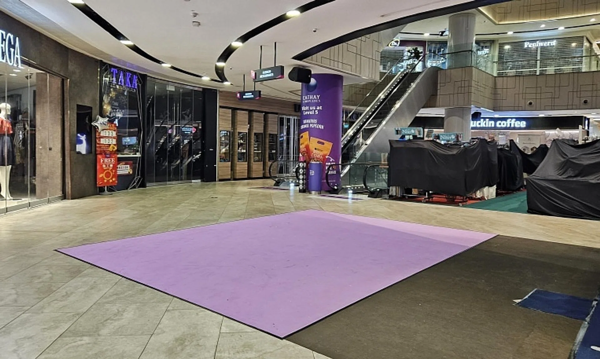 The mall said the installation has been removed while investigations are ongoing. 