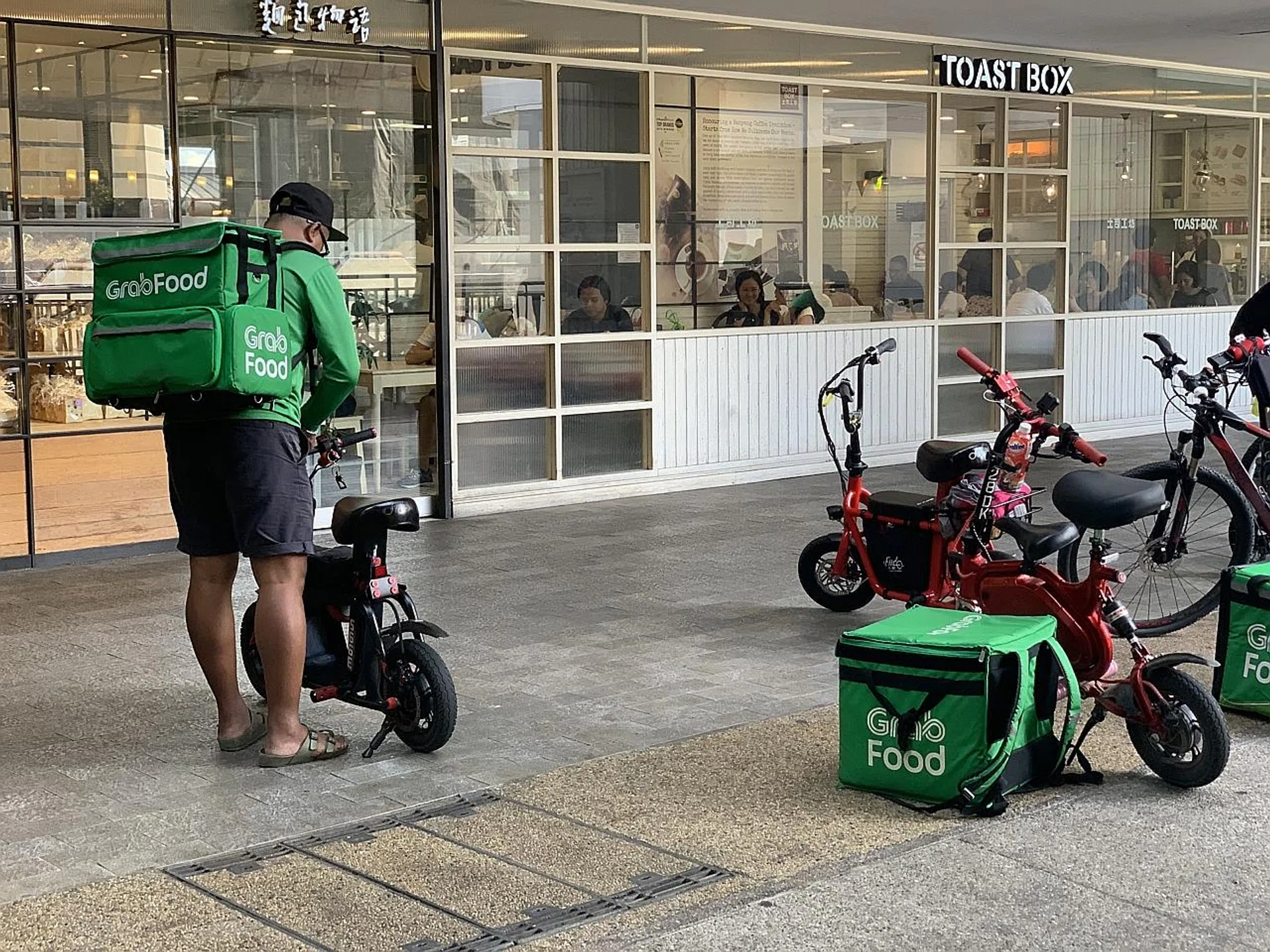 With the ban, e-scooters can be used only on the 440km of cycling paths islandwide. The LTA will take a zero-tolerance approach from Jan 1. 