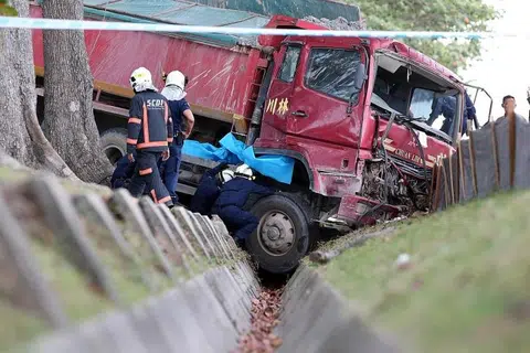 Man killed by tipper truck in Changi Coast Road accident