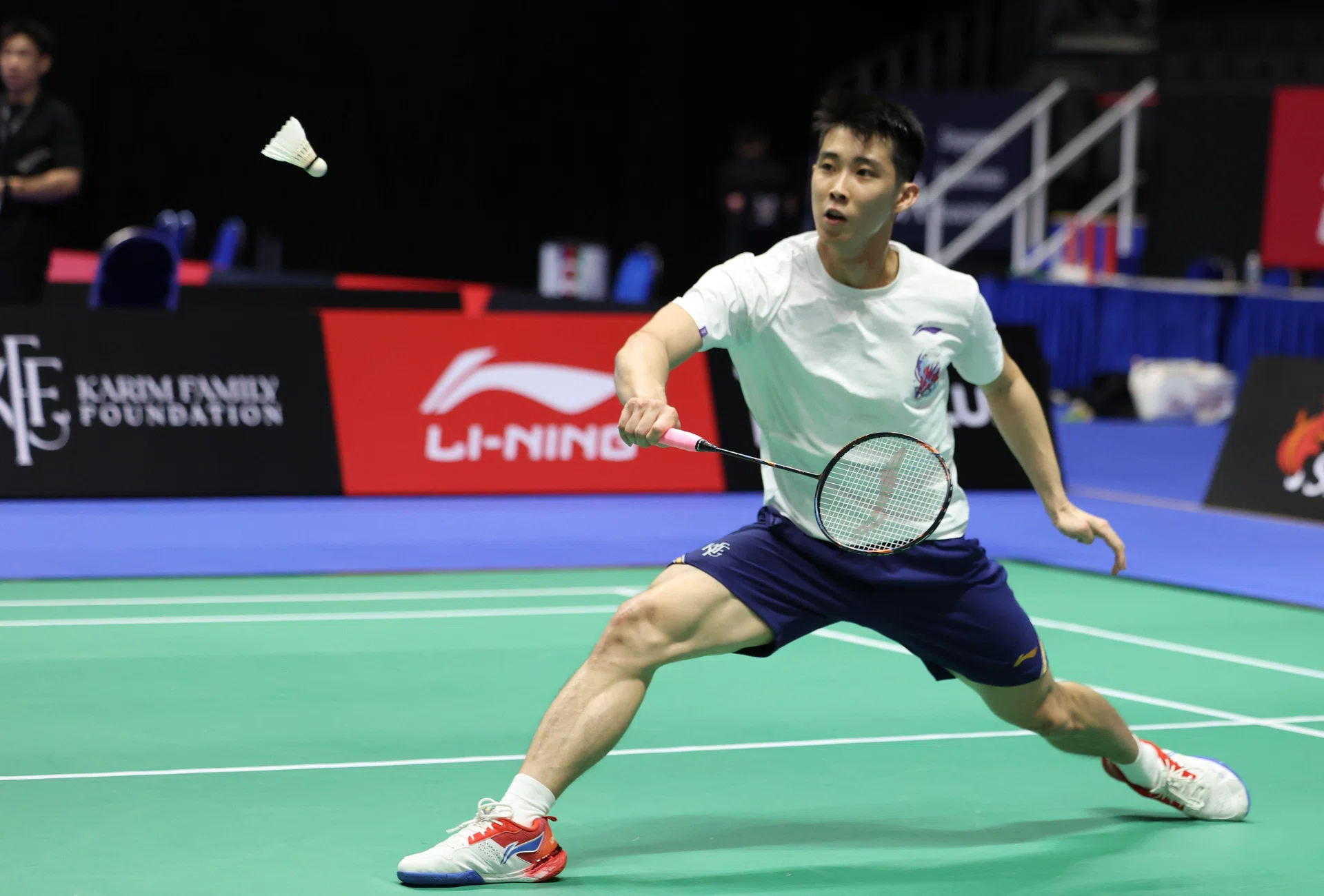 With the help of his wife, Singapore's top badminton player Loh Kean Yew has adapted well to life as a father and touring pro.