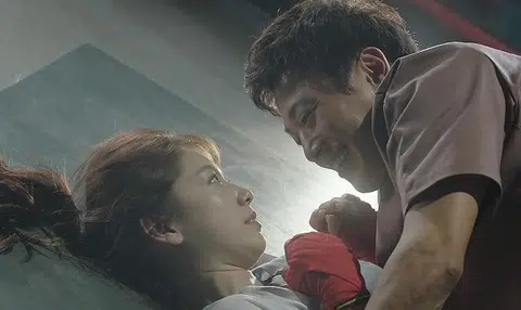 Hot K-drama Doctors to beat Descendants Of The Sun?