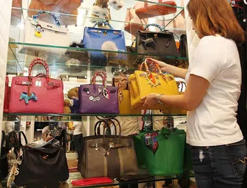 Singapore teacher blows annual bonuses on Hermes Birkin bags