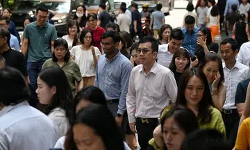 Singapore civil servants to receive 0.6-month year-end bonus