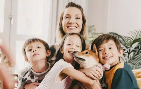 Photographer studies psychology to better understand her son