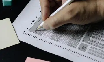 Students, parents upset with 'morbid' 'O'-Level Chinese listening comprehension passage