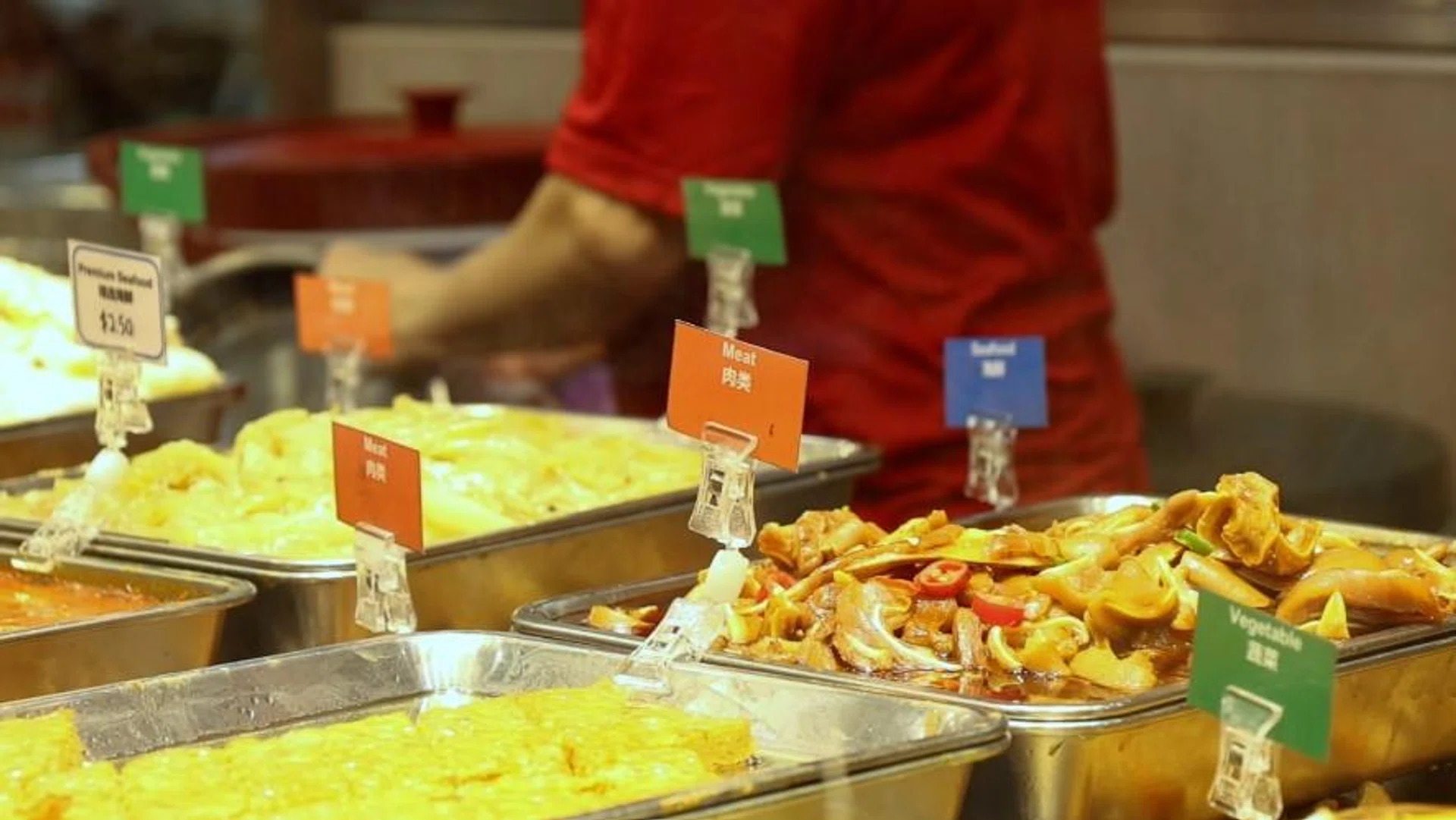 Cai png stalls at Koufu foodcourts and coffee shops will now have labels showing the price of dishes.