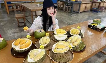 Fan Bingbing drives durian frenzy among Chinese tourists in Melaka