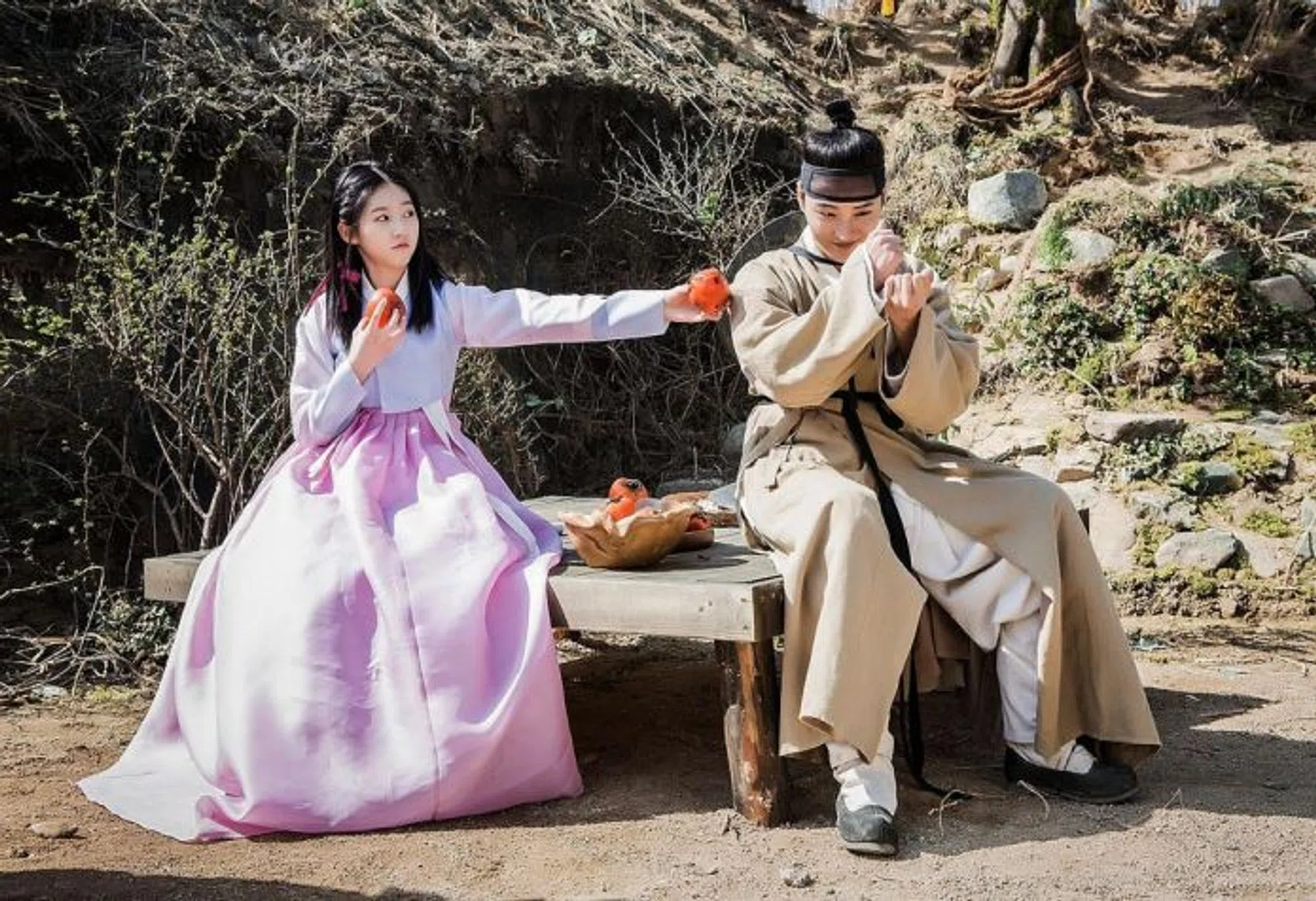 DIFFERENCES: Yoon Shi Yoon, 29, and Kim Sae Ron, 15, in Korean drama Mirror Of The Witch.