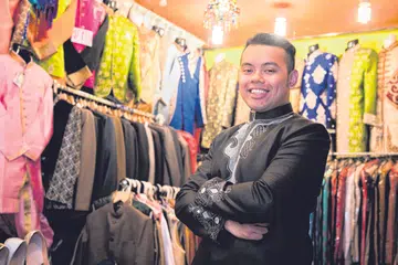 Dress like T'Challa for Hari Raya