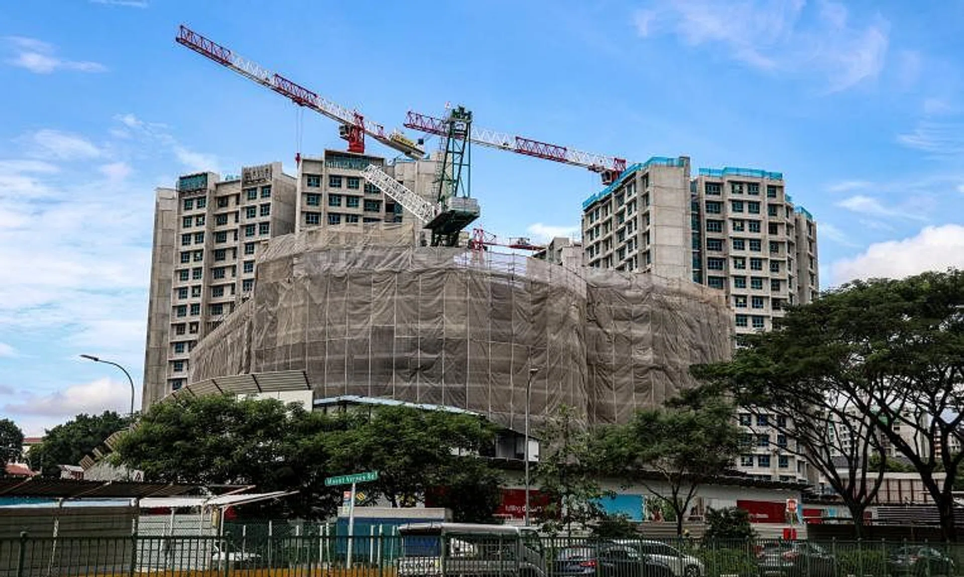 HDB said three workers were working on the roof of a block at the Bartley Beacon BTO construction site site when it started to rain. 