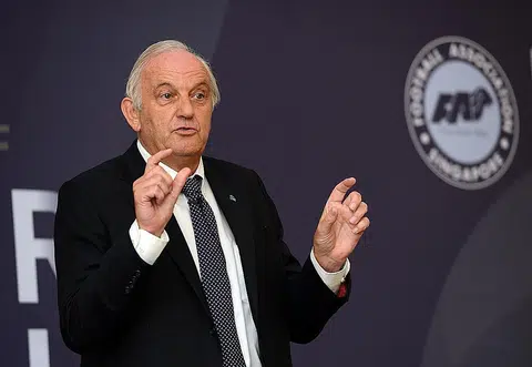 Leonard Thomas: Let's make football a national agenda