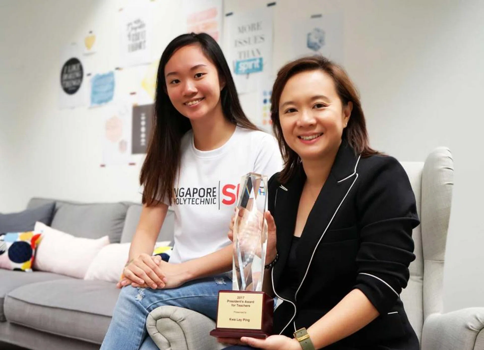 Student Josin Chee (left) with Senior Academic Mentor Kwa Lay Ping, the first lecturer from a polytechnic to receive the President’s Award for Teachers.