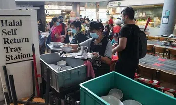 Most S'poreans return trays, because it's socially responsible, not because of fines: Survey