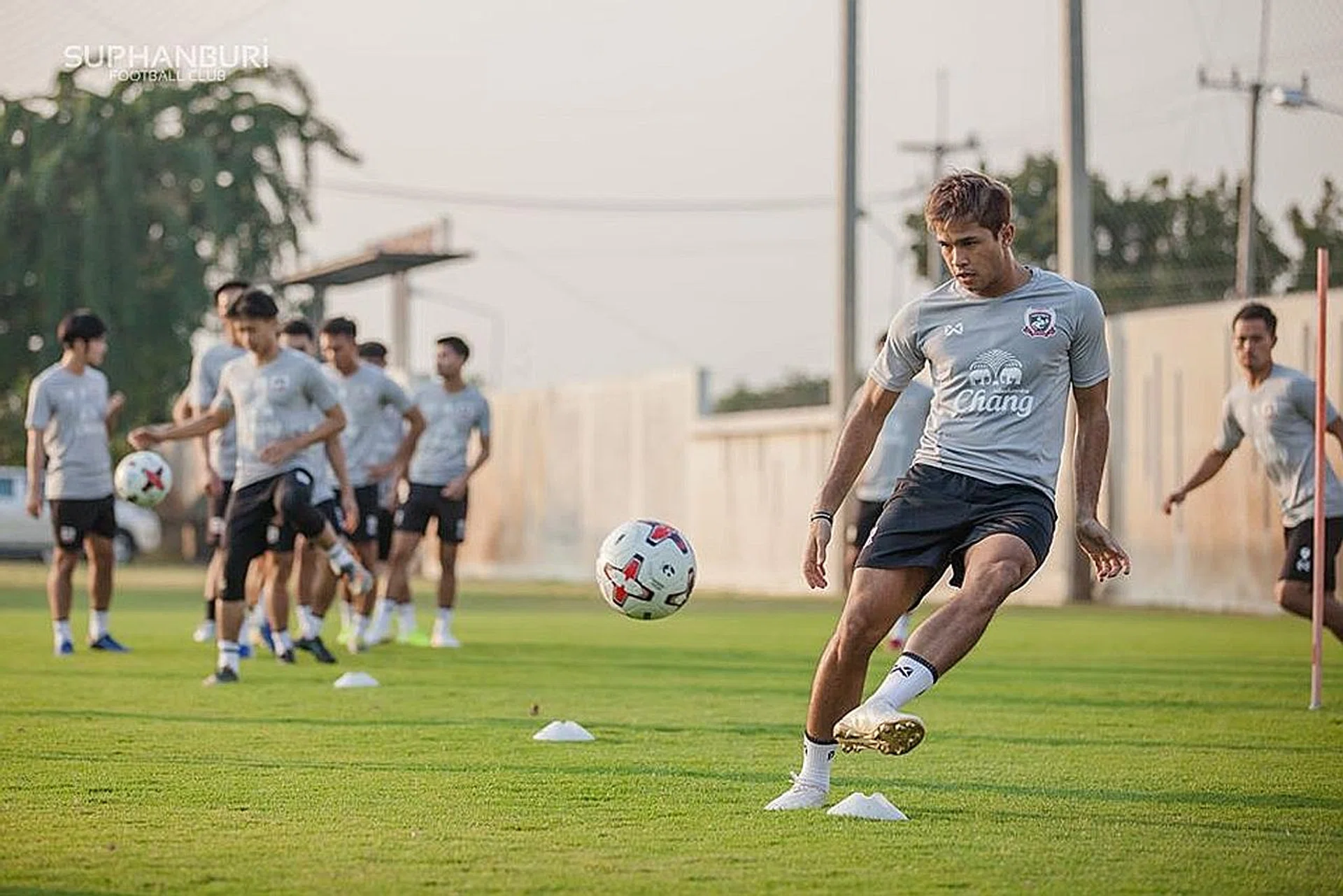 PHOTO: SUPHANBURI FC/FACEBOOK