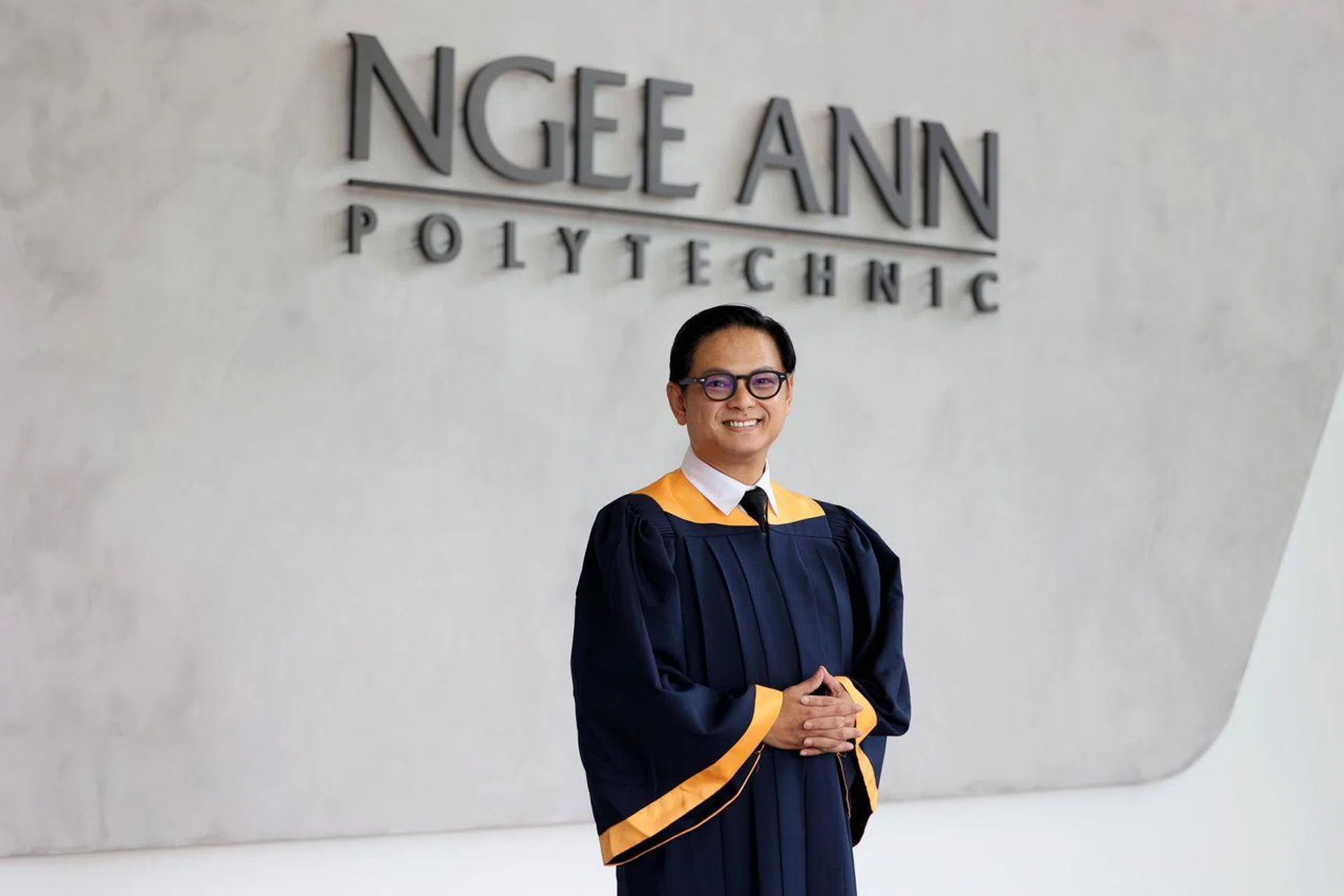 Singaporean DJ Dennis Chew graduated from Ngee Ann Polytechnic, and received a diploma with merit on May 2.