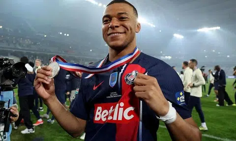 PSG coach Enrique says Mbappe's replacement will be the team