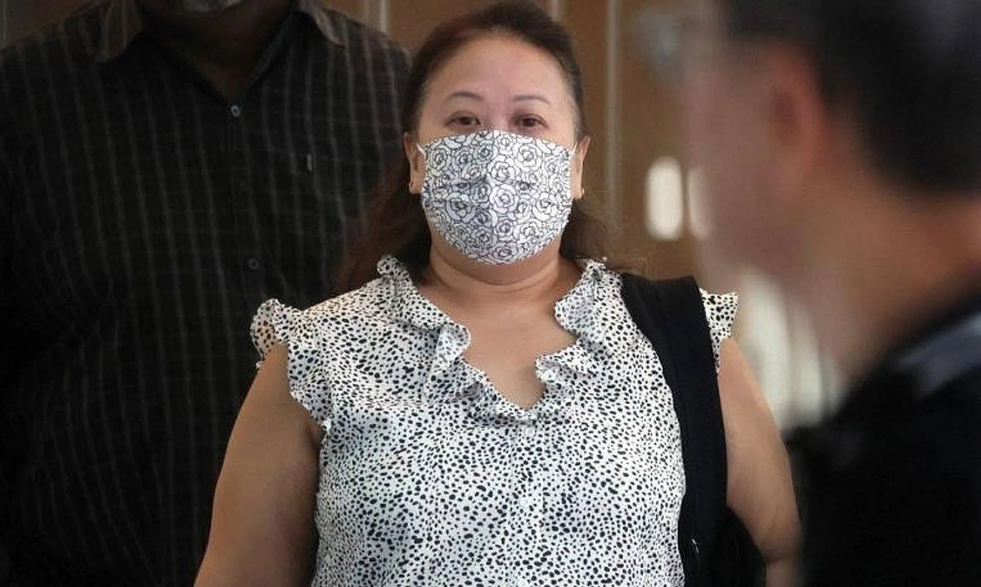 Helen Chia Chwee Imm pretended to be a practising lawyer for at least two cases when she did not have a valid practising certificate.
