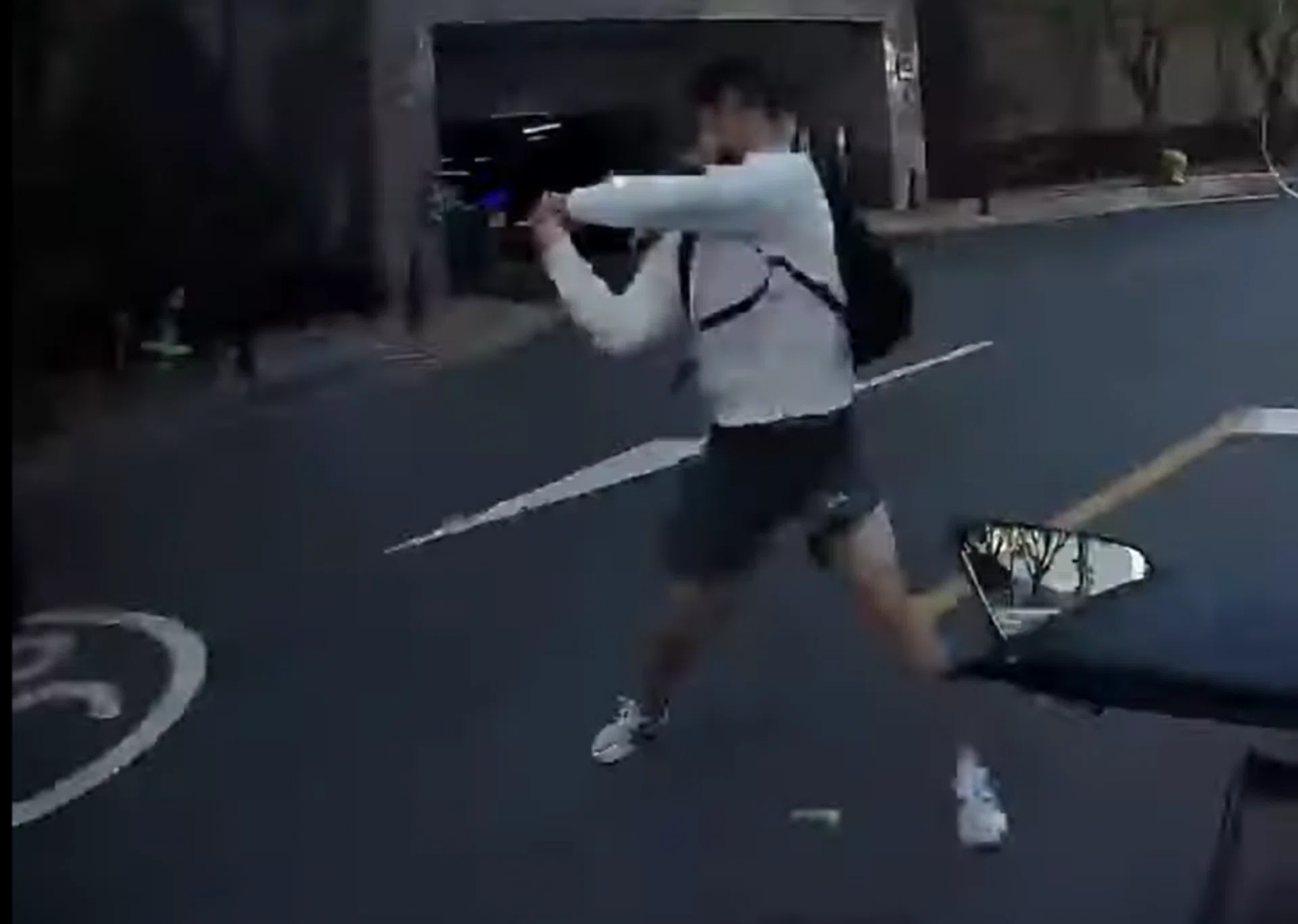 Screengrab from the video of the attack. PHOTO: BOBAEDREAMTV/YOUTUBE