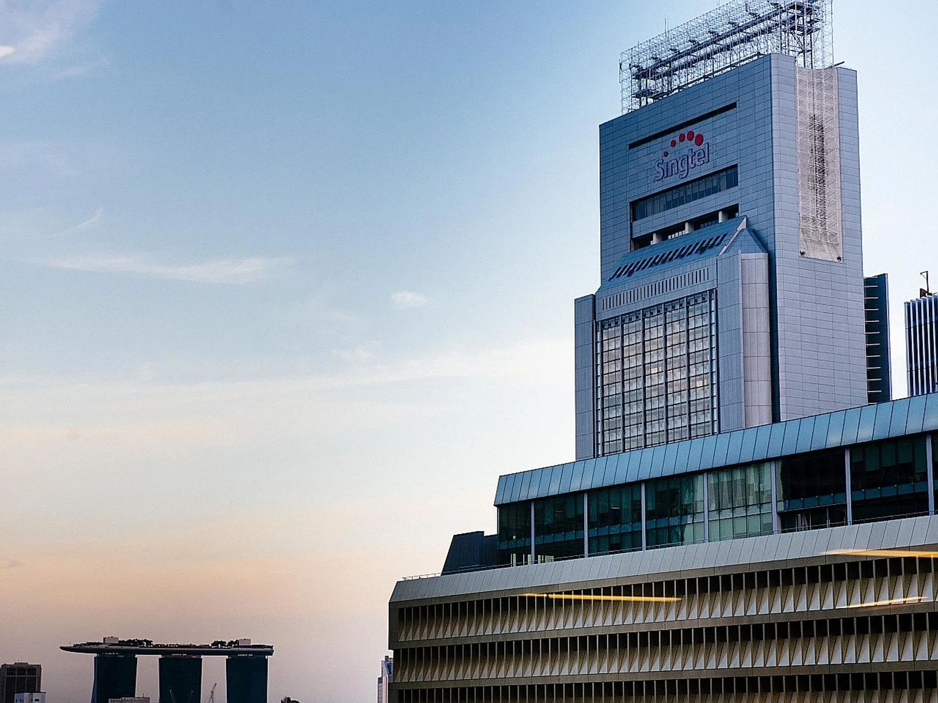 Last year, IMDA fined Singtel $500,000 for a broadband outage in December 2016. 